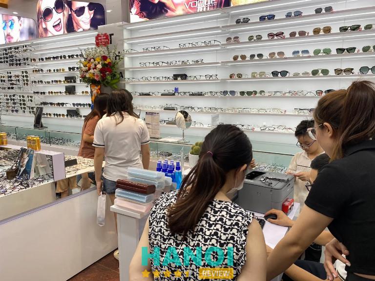 Cửa hàng mắt kính Tâm Việt tại H. Quốc Oai