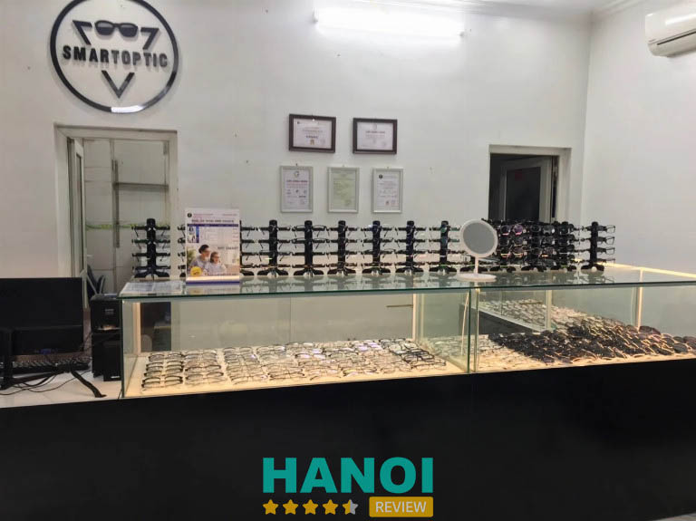 Cửa hàng mắt kính SMART Ba Trại tại huyện Ba Vì