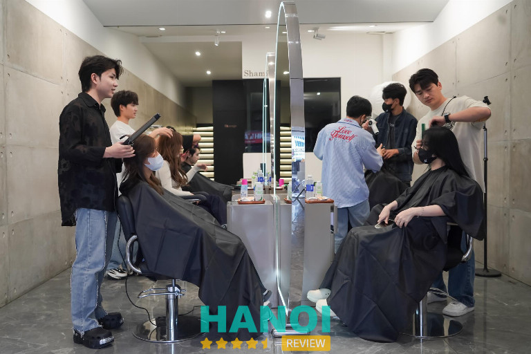 Cắt tóc nữ đẹp ở Hà Nội 4AM Hair Studio