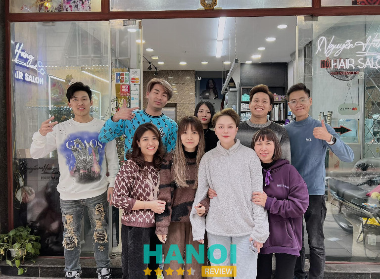 Cắt tóc nữ đẹp ở Hà Nội