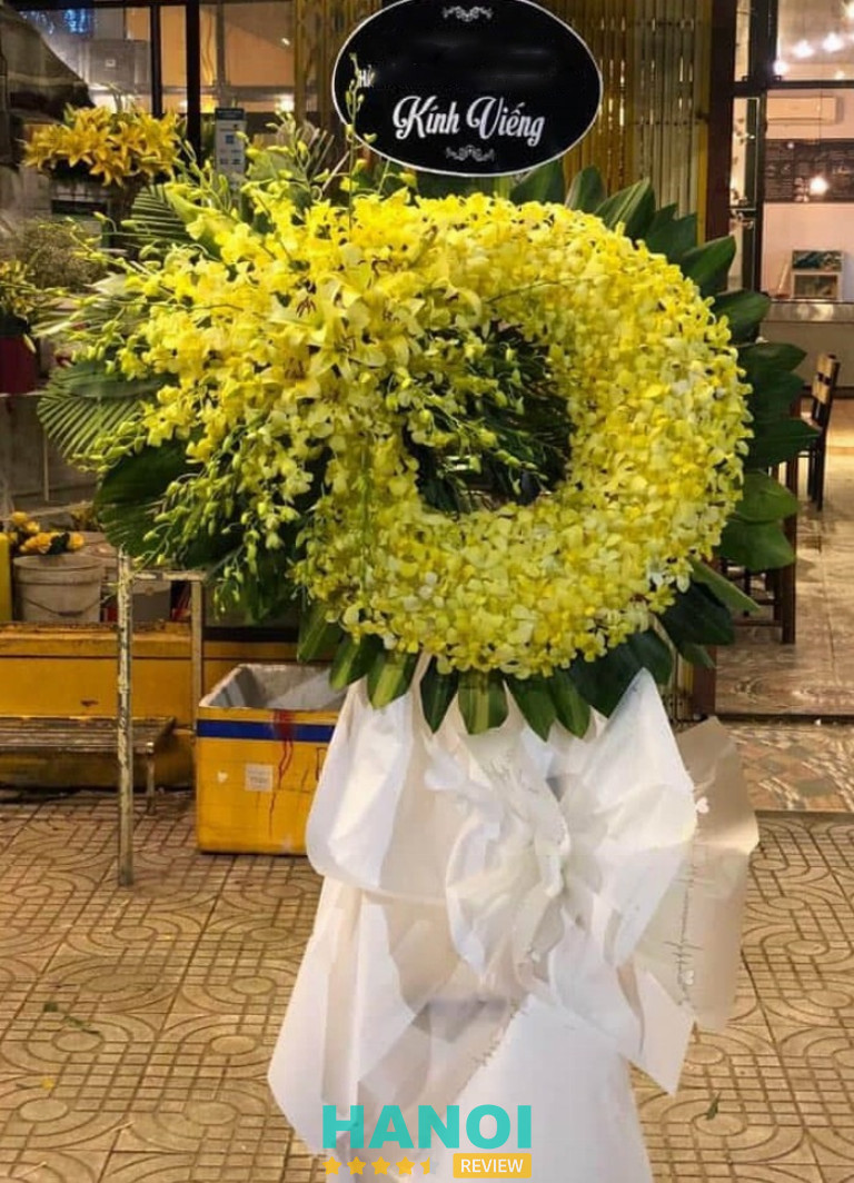 Hoa tươi Bảo Ngọc là shop đặt hoa viếng chia buồn đám tang tại quận Hà Đông 