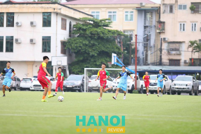 Sân bóng nhân tạo Đại học Thủy Lợi, Hà Nội 