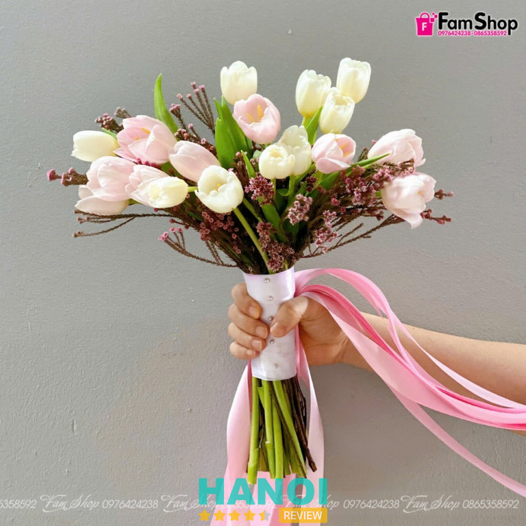 Bó hoa cô dâu tulip tại Fam Shop 