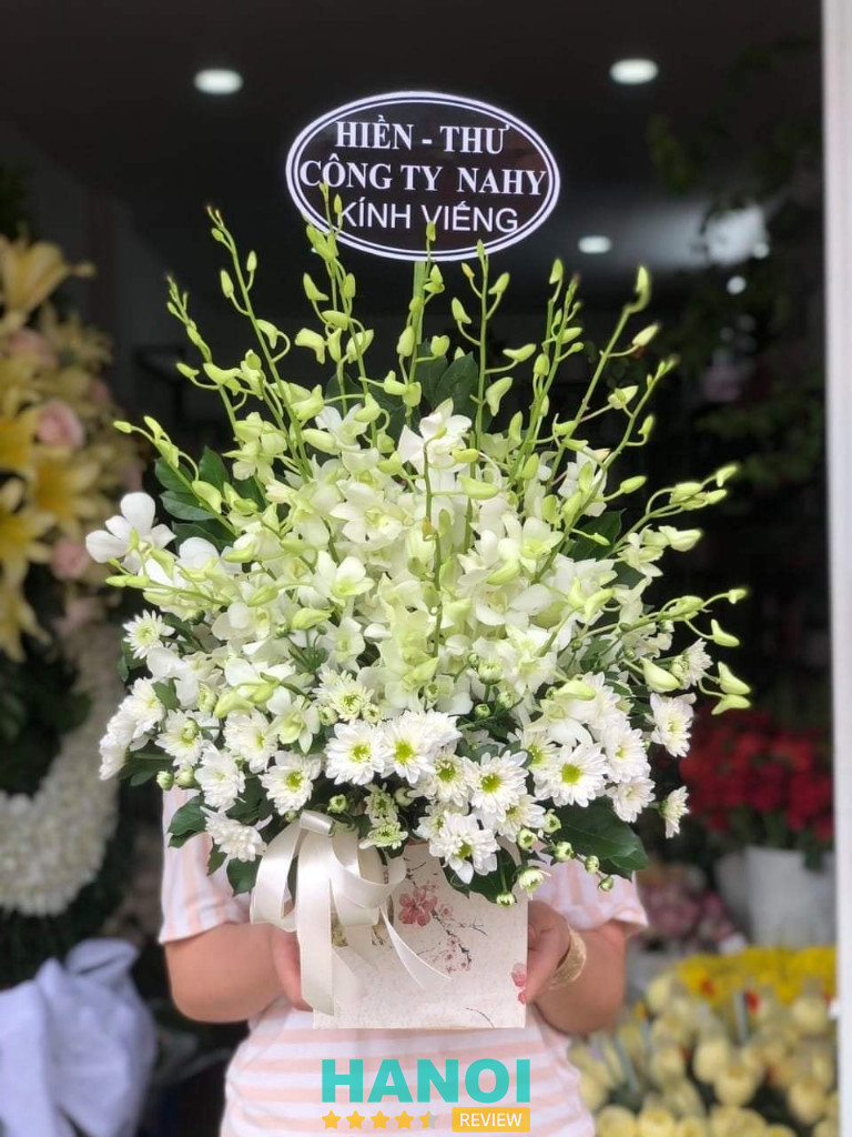 hoa viếng chia buồn đám tang ở huyện Đông Anh