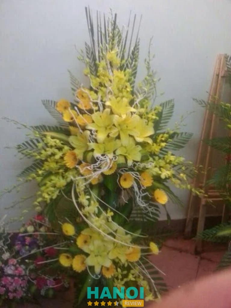 Kệ hoa nhỏ của Hoa Tươi Minh Châu