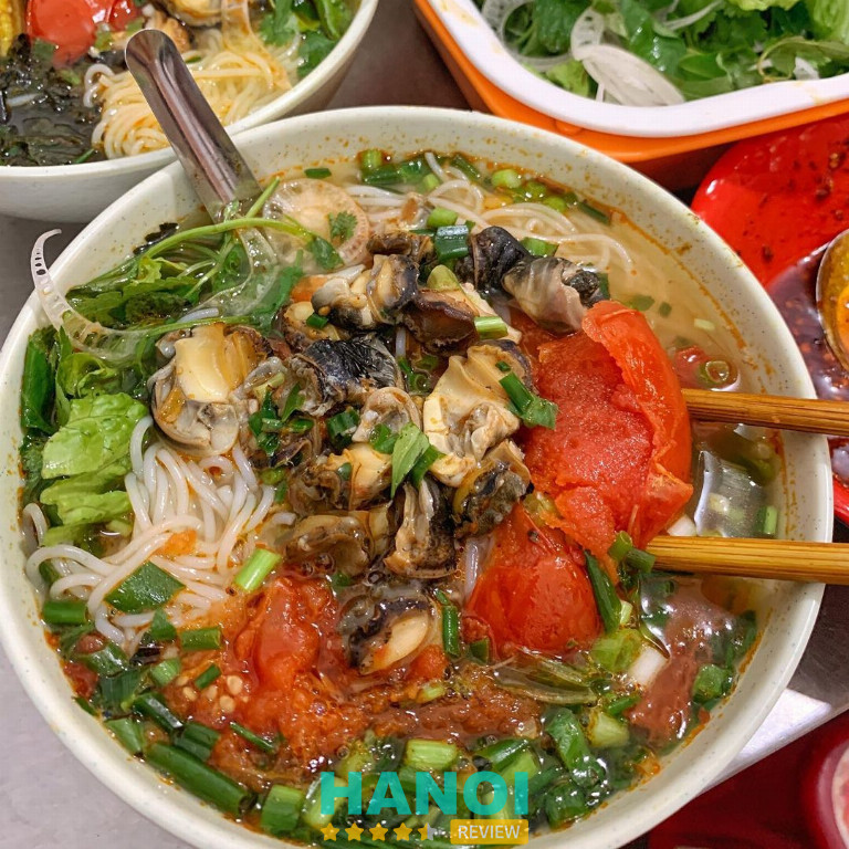 Bún Ốc Thúy – 11 Ngõ Đồng Xuân