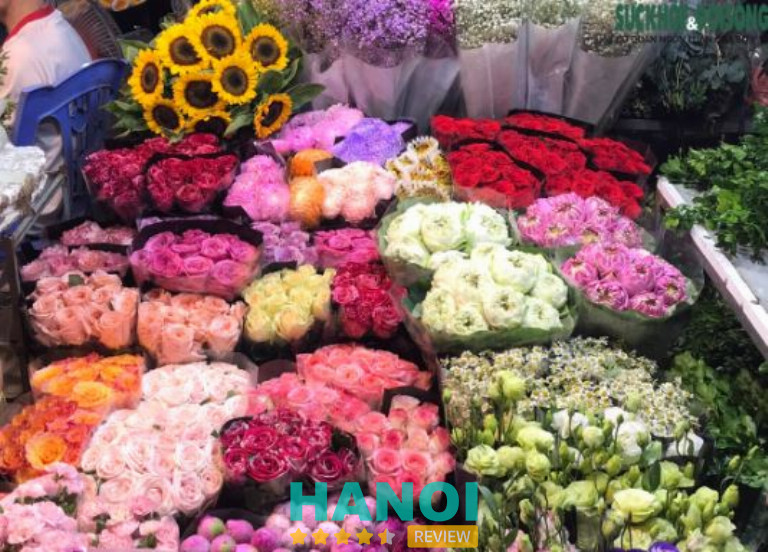 Chợ hoa Mê Linh là điểm mua hoa hướng dương ở Hà Nội 