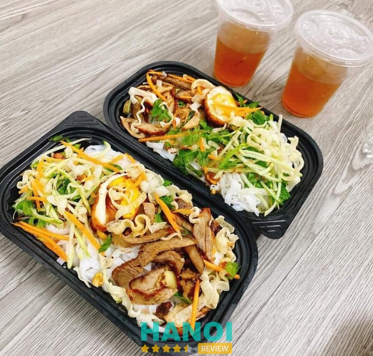 Phở Chua Ngọt Hải Âu
