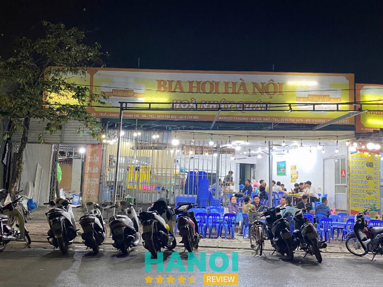 Hòa Nháy Quán là điểm hẹn lý tưởng cho những buổi nhậu đêm Hà Nội 