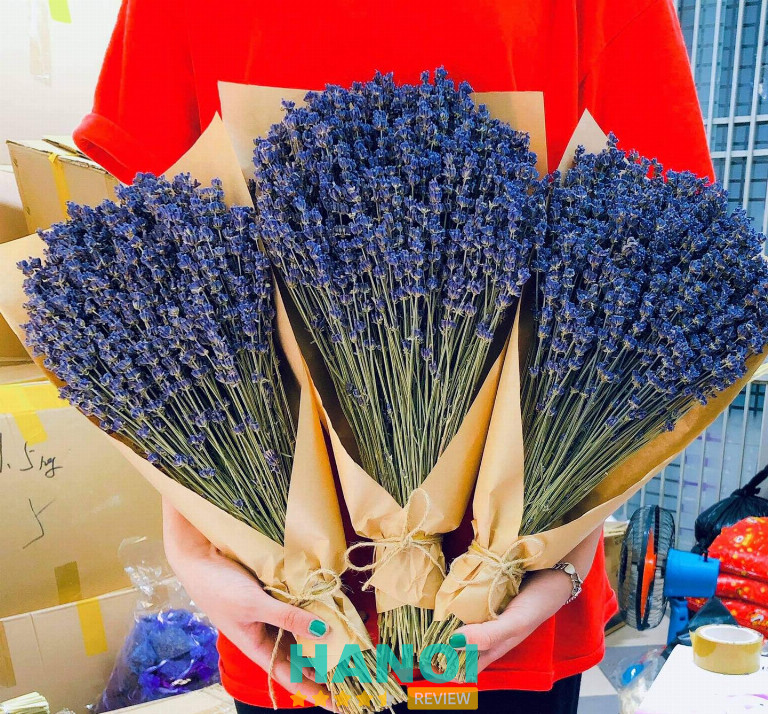 Bó hoa Lavender khô của Shop Hoa La Paris 