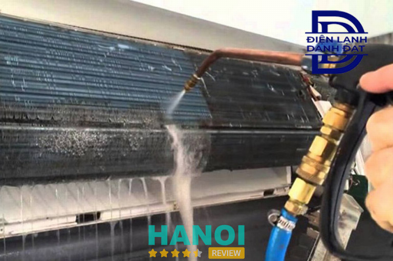 Điện lạnh Danh Đạt chuyên vệ sinh điều hòa tại quận Nam Từ Liêm