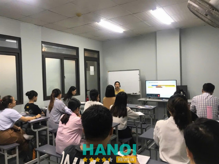 Khóa học kế toán tại Hà Nội – Review thực tế kế toán Lê Ánh