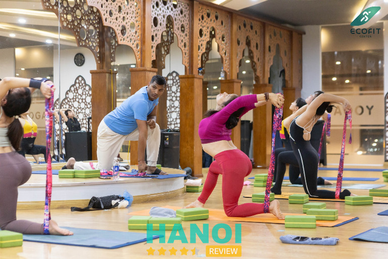 Ecofit Center Ngoại Giao Đoàn – 73 P. Vạn Bảo