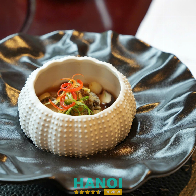TUNG Dining – 2C Quang Trung