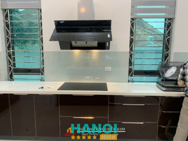 thi công lắp đặt máy hút mùi ở Hà Nội 