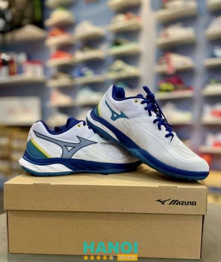 Cửa hàng giày cầu lông ở Hà Nội