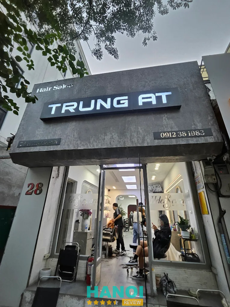 Bài viết đánh giá về Trung AT Hair Salon: 28 Hàng Chuối, phường Hai Bà Trưng