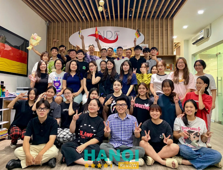 bài viết đánh giá về Trung tâm Tiếng Đức NDF: 285 Đội Cấn, P. Ngọc Hà