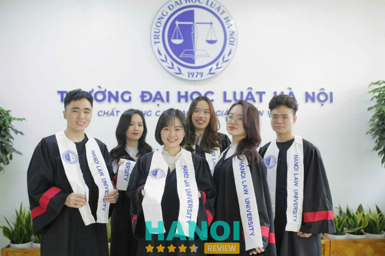 Trang Phục Duyên Hà - Hoàng Mai