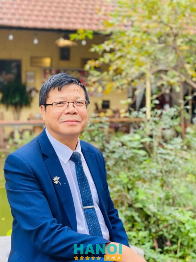 Chuyên gia Đinh Đoàn  