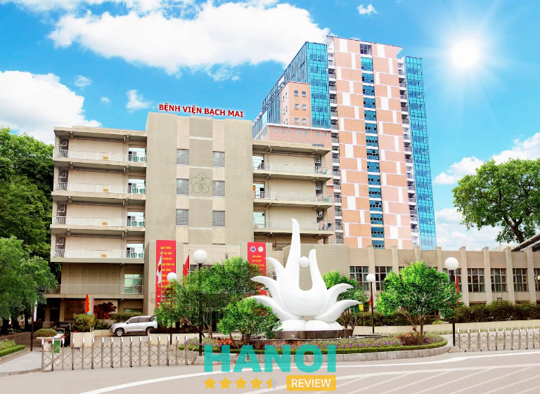 Khám sản phụ khoa tại Khoa Phụ sản - Bệnh viện Bạch Mai