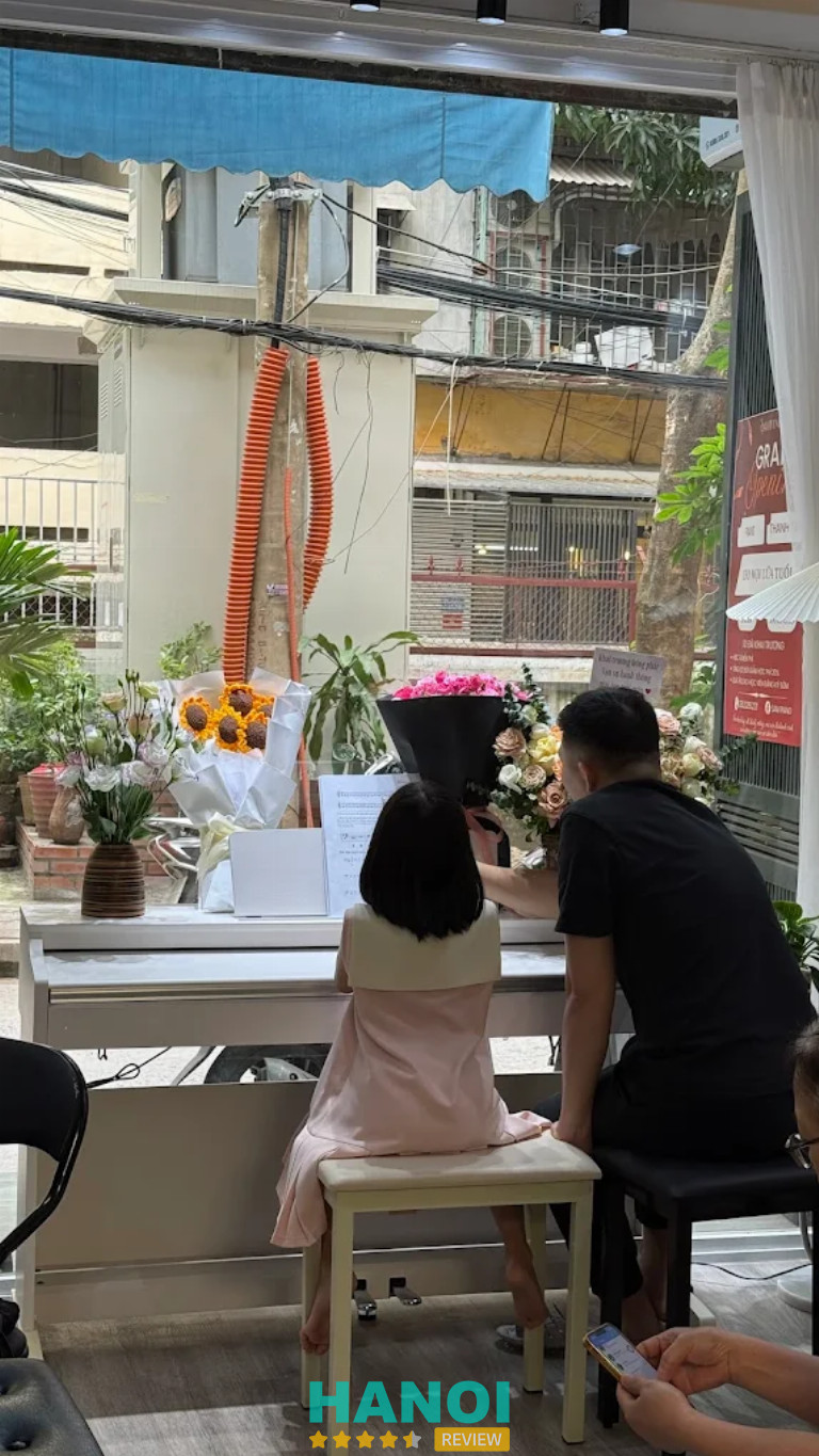 Bài viết đánh giá về Sam Piano Center: 4 Ngõ 45 Chùa Bộc, P. Kim Liên, Hà Nội