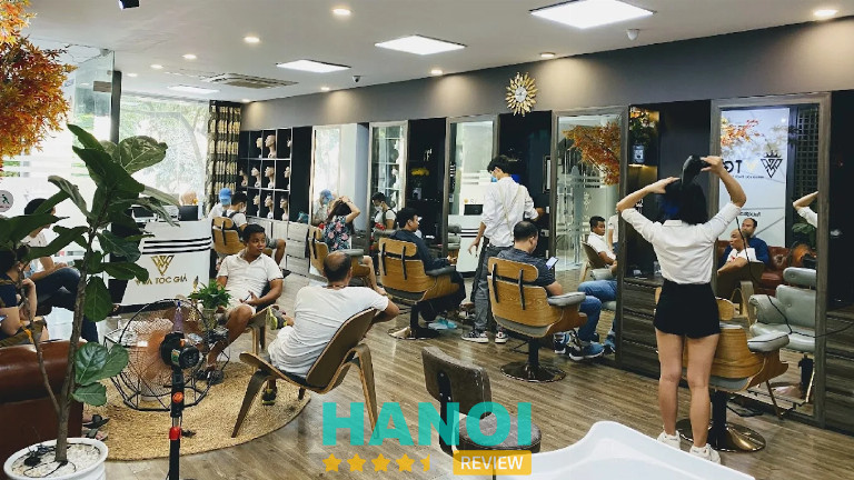 Bài viết đánh giá về Vua Tóc Giả: 04 Phạm Tuấn Tài, P. Nghĩa Đô, Hà Nội
