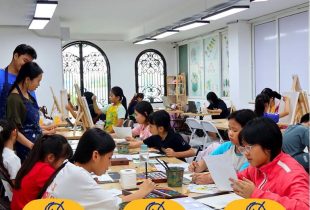 Trung tâm dạy vẽ Mỹ Thuật Bụi hướng đến việc ai cũng có thể học vẽ