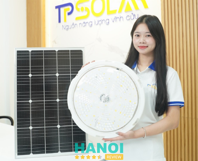 Đèn năng lượng mặt trời 300W