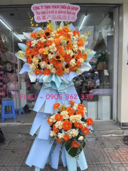 Kệ hoa chúc mừng khai trương FLoLi Gia Lâm