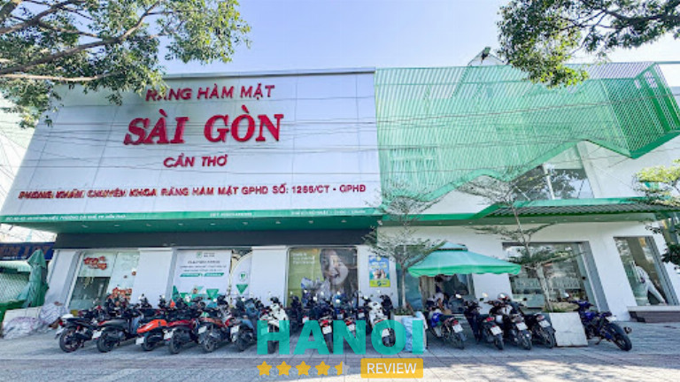 Nha Khoa Đăng Lưu cung cấp niềng răng Invisalign, sở hữu danh hiệu Diamond Provider nhiều năm liền