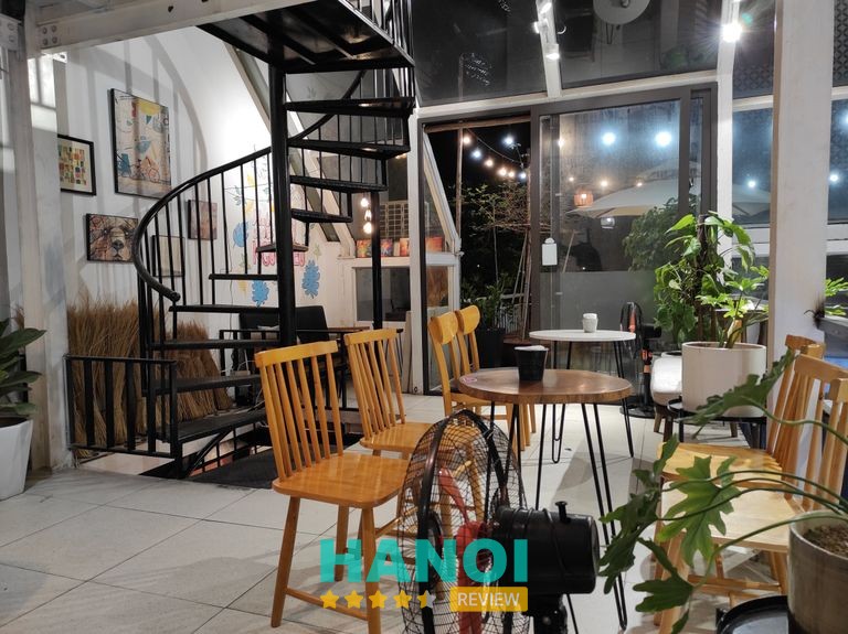 iQ Coffee & More tại khu 3ha Đông Anh Hà Nội